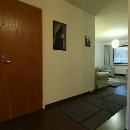 Spacious For 4 With Sauna Apartment *